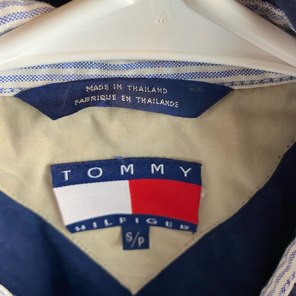 Tommy Hilfiger colored schemed jacket - Picture 3 of 3